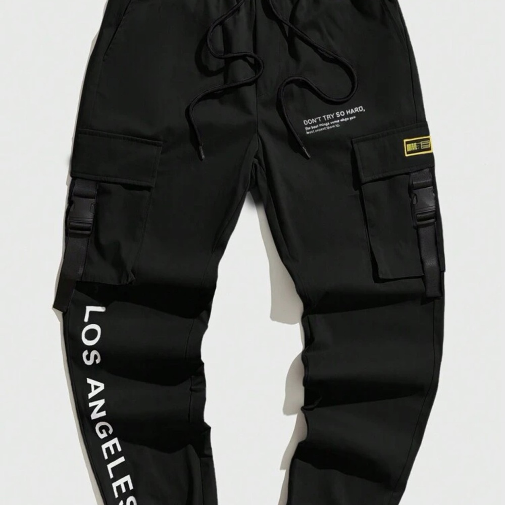Manfinity EMRG Men Slogan Graphic Flap Pocket Buckle Detail Cargo Pants